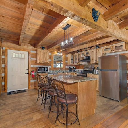 Villa Friendly Bear Two à Sevierville Extérieur photo