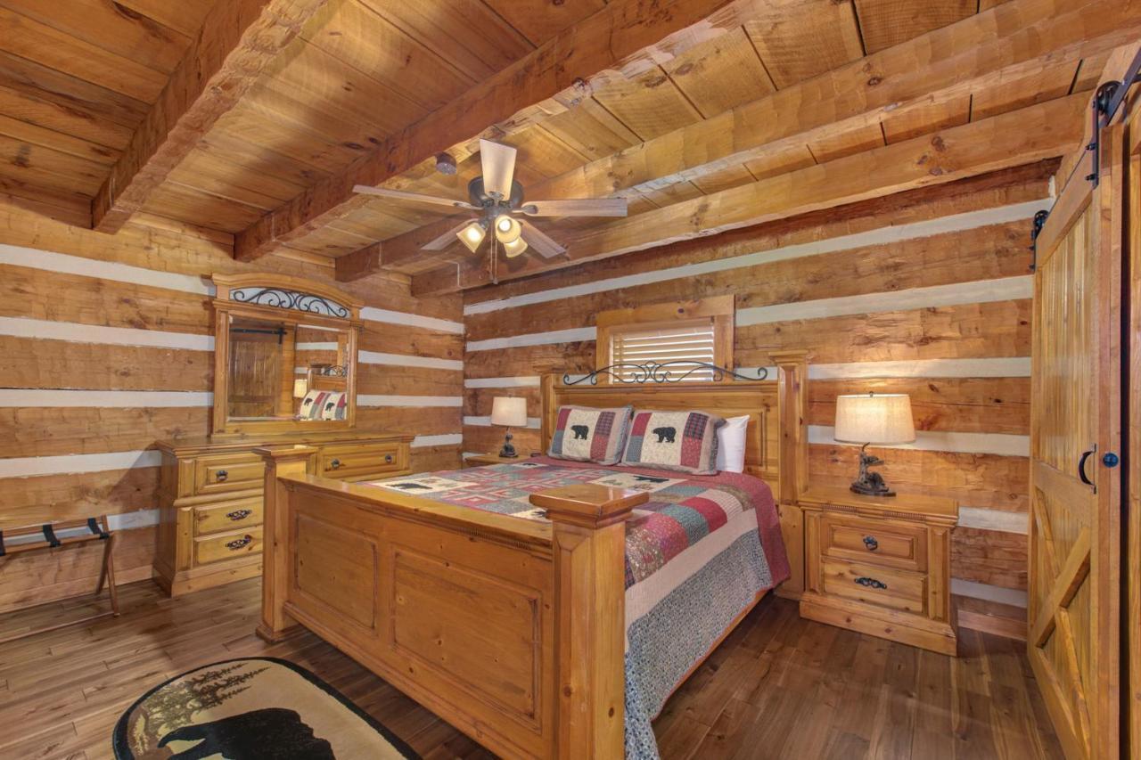 Villa Friendly Bear Two à Sevierville Extérieur photo